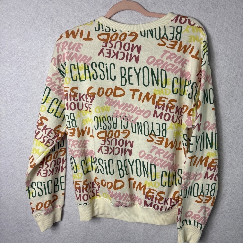 Disney Graffiti Sweatshirt Size M New - Picture 2 of 5